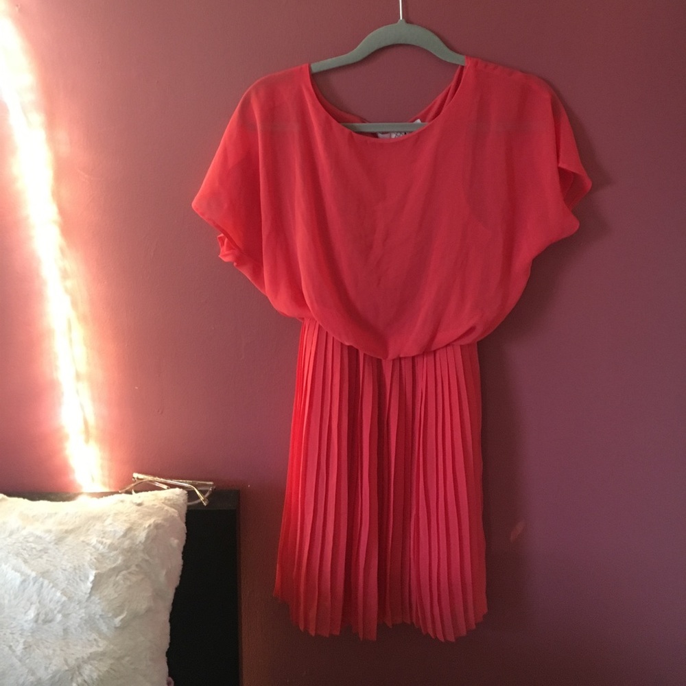 Coral Pleated Blouson Dress - Picture 2 of 8